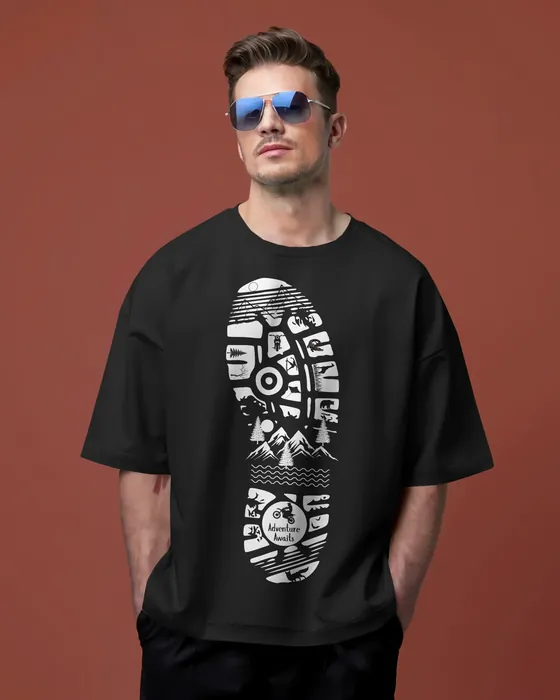 Adventure Awaits oversized tee