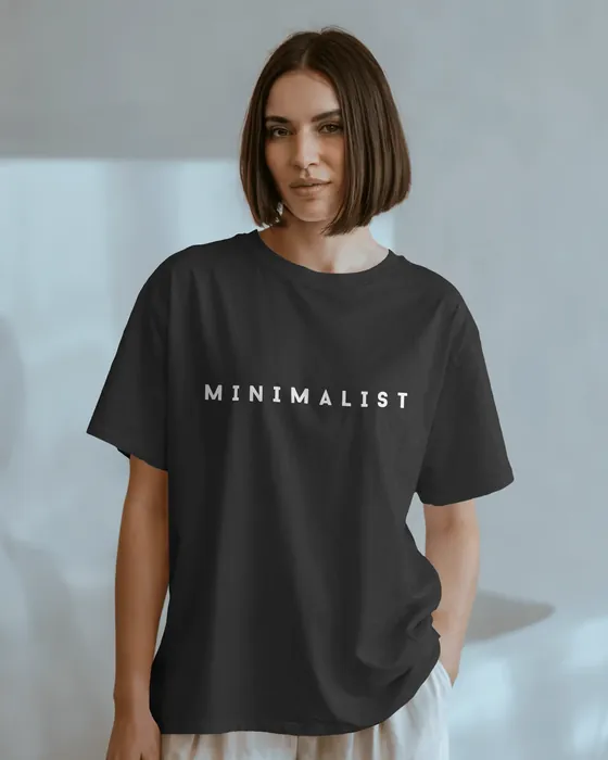 Minimalist oversized graphic tee